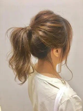 セミロング カラー パーマ ヘアアレンジ さかい なつみのヘアスタイル