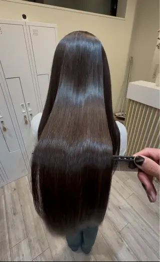 ロング amber池袋所属・美髪矯正・ブリーチ 矯正🫧秋元ゆたかのヘアスタイル