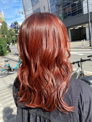 セミロング カラー ✂️carina✂️ ハイトーンカラー🤩のヘアスタイル