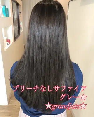 ミディアム カラー grand juteのヘアスタイル