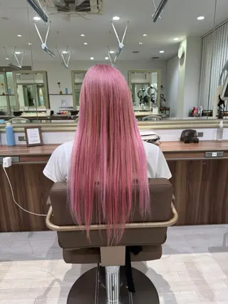 ロング カラー Re:st所属・Miyavi/カラー ショートボブのヘアスタイル