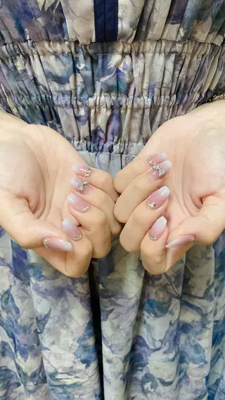 ネイル Nikoネイルサロン中野店所属・merci リカのネイルデザイン