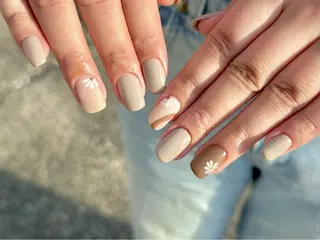 ネイル 加藤 美月のネイルデザイン