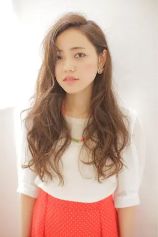 ミディアム 美髪形成！色素改善！ 秋田　和輝のヘアスタイル