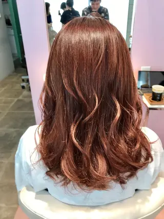 ミディアム 所渉/韓国レイヤー /ウルフカットのヘアスタイル