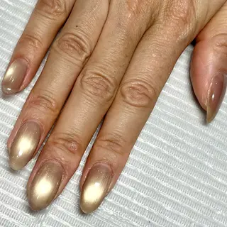 ネイル ネイルサロンバニラ所属・清水 絢音のネイルデザイン