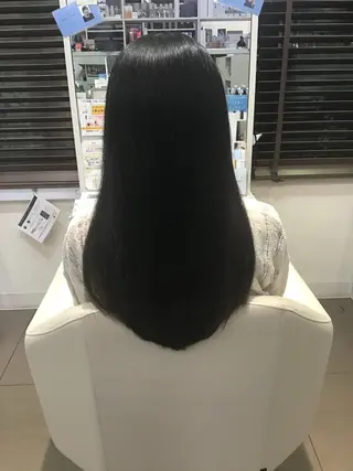 ロング jouir武蔵村山店所属・堀平 由紀のヘアスタイル