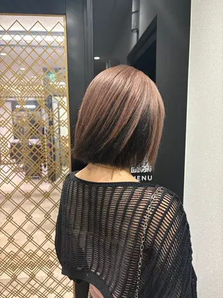 カラー 榊原 あいなのヘアスタイル