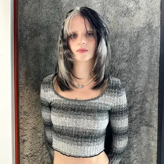 ミディアム カラー bloc japon所属・ﾌﾞﾚｲｽﾞ˚✧₊⁎ ﾚｲﾔｰToriのヘアスタイル