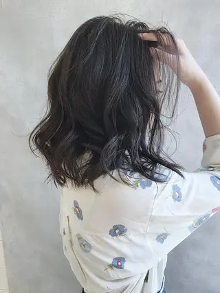 ショート カラー MOU namba ムウナンバのヘアスタイル