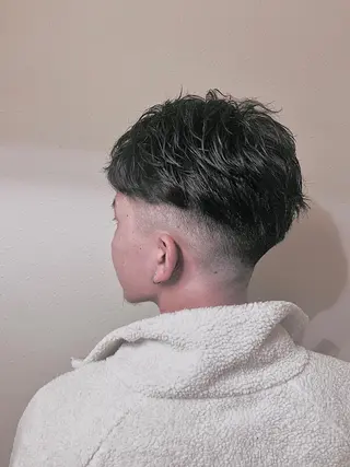 ミディアム メンズ HIROGINZA ヒロ銀座 青山所属・マツオ リュウホウ🐉のヘアスタイル