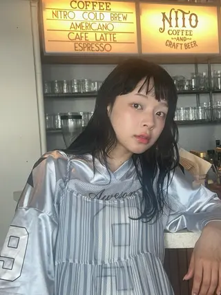 ミディアム カラー パーマ ヘアアレンジ メンズ momo / カラーモデルのヘアスタイル