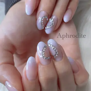 ネイル Aphrodite パラジェル認定サロンのネイルデザイン