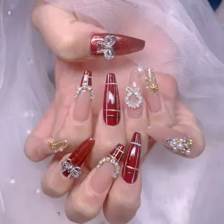 ネイル UMI ネイルサロン新宿🎀のネイルデザイン