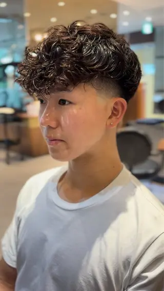 パーマ メンズ メンズパーマ特化 福岡正真のヘアスタイル