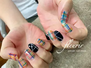 ネイル フルリール 【プライベートサロンのネイルデザイン