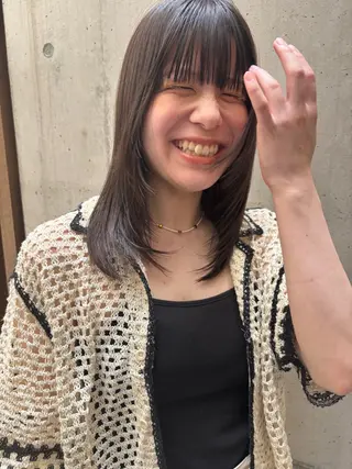 ミディアム ボブ/レイヤー/ 梅田/天野川奈緒のヘアスタイル