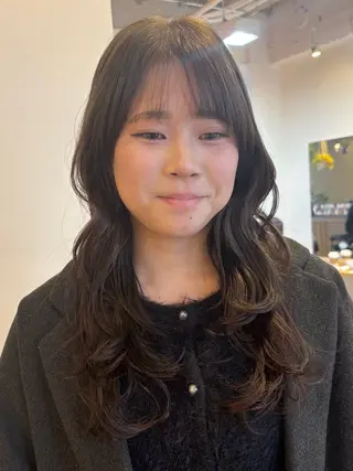 セミロング カラー RIN／韓国ヘア レイヤーカットのヘアスタイル