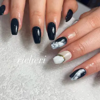 ミディアム ネイル richeri beautyのネイルデザイン