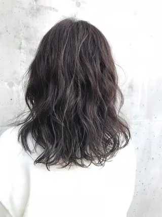 ミディアム カラー 斉藤 未佳のヘアスタイル