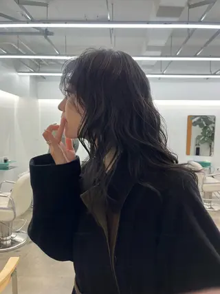 セミロング レイヤー/ケアパーマ /ニュアンス/モードのヘアスタイル