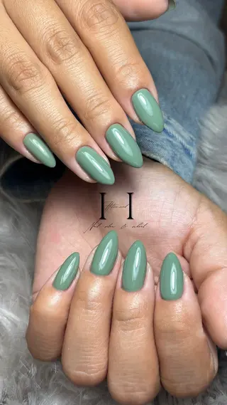 ネイル Hatsuu nail所属・HatsuuNail salonアリスのネイルデザイン