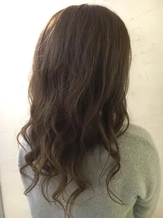 セミロング ロング カラー LoRE hair 四条河原町　西尾友里のヘアスタイル