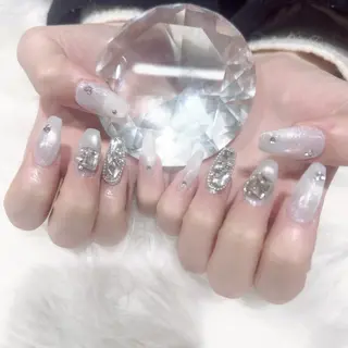 ネイル Rola所属・⟡˖· まゆり꙳⟡のネイルデザイン