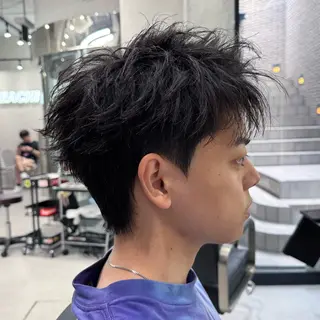 ショート パーマ メンズ MEN'S HAIR BLEACHi 盛岡店所属・渡辺 賢明のヘアスタイル