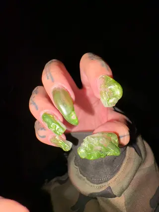 ネイル 相澤 遥のネイルデザイン