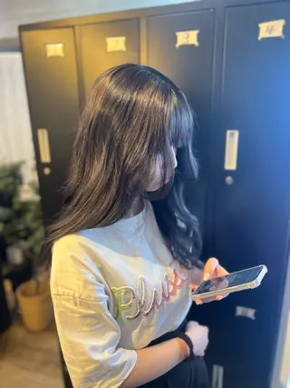 ロング カラー Liere Muuのヘアスタイル