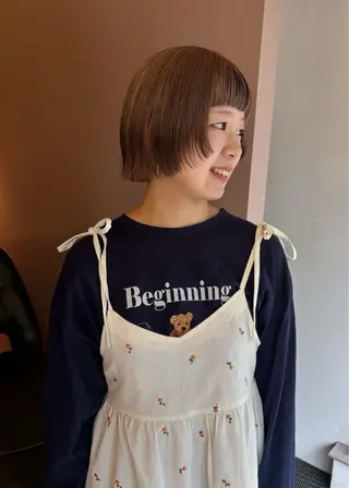 ショート カラー 西山 紗耶香🪽 透明感カラー/ボブのヘアスタイル