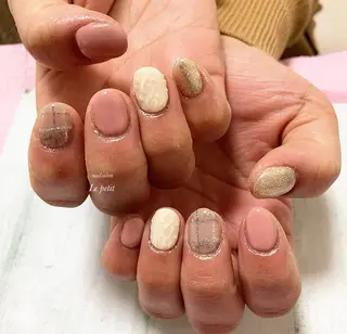 ネイル 石野 広佳のネイルデザイン