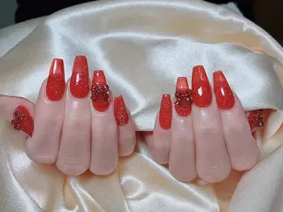 ネイル ネイルサロンAiri 長さ出し·シンプルのネイルデザイン