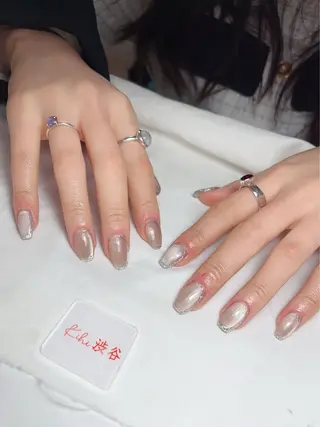 ネイル 💕鈴木ユリ パラジェル/オフ無料のネイルデザイン