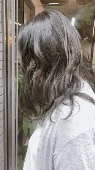 セミロング カラー パーマ ヘアアレンジ メンズ キッズ ネイル マツエク・マツパ 山崎 義弘のヘアスタイル