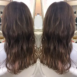 セミロング ロング カラー 髪質改善 中川　翔のヘアスタイル