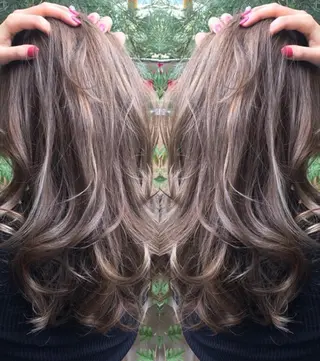 ロング カラー パーマ ヘアアレンジ Device ディバイスのヘアスタイル