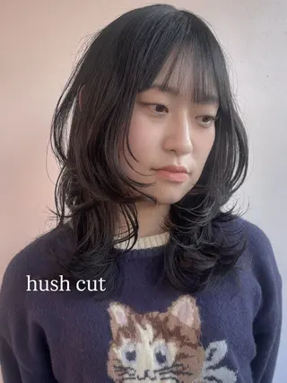 セミロング カラー 艶カラー🫧 猿渡 響のヘアスタイル