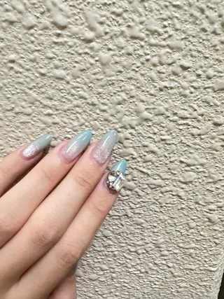 ネイル Mona【パラジェル ・長さ出し専門店】のネイルデザイン