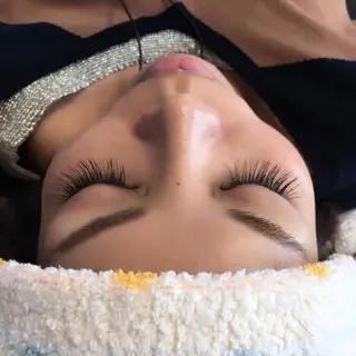 マツエク・マツパ La Chance. Sayakaのエステ・リラクイメージ