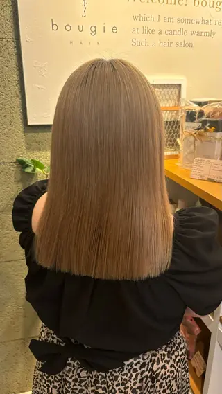 ロング makoto⌇レイヤ ー⌇艶カラー🍒‎のヘアスタイル