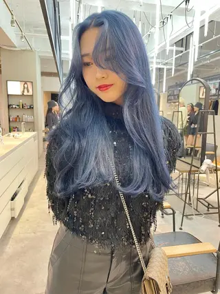 カラー 🎀ボブ＋ハイトーン シュカ👶🏻のヘアスタイル