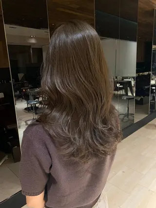 セミロング レイヤー/顔周り カット/松岡 祥利のヘアスタイル