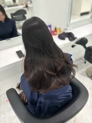 ロング カラー ブリーチなし透明感 ×縮毛矯正🤍ユウのヘアスタイル