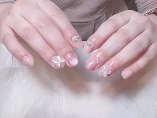 ネイル ユミネイルサロン所属・ユミ ネイルサロンのネイルデザイン