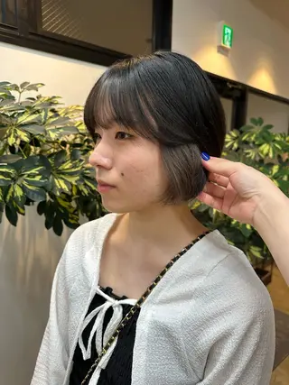 ショート カラー yuika .のヘアスタイル