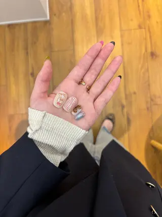 ネイル momo △TRIOSのネイルデザイン