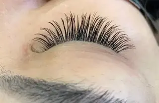 マツエク・マツパ eyelash salon R.所属・eyelash salon R.のマツエク・マツパデザイン