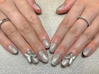 ネイル ネイルサロンLaugh.所属・松浦 未悠のネイルデザイン